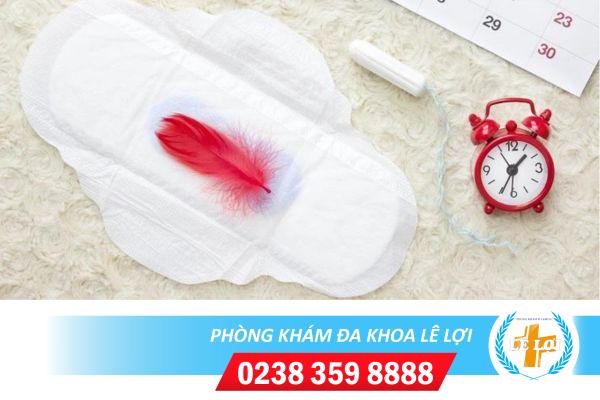 Triệu chứng thế nào gọi là kinh nguyệt ít