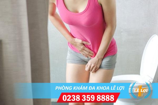 Tiểu rát ở nữ giới là bệnh gì ?