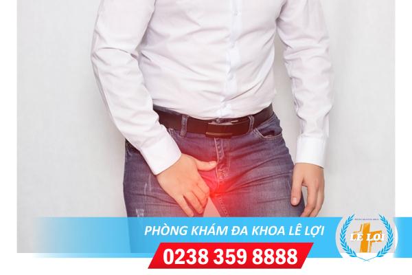 Đau một bên tinh hoàn: cẩn thận với các triệu chứng nguy hiểm này!