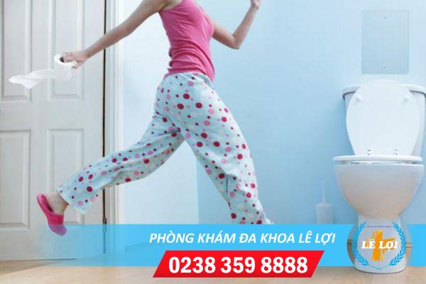 Tiểu thường xuyên – tiểu nhiều lần trong ngày triệu chứng không thể xem thường