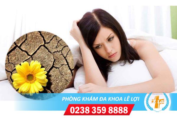 Nguyên nhân khiến cô bé bị khô bất thường