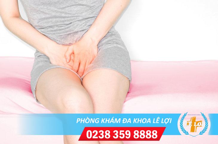Nguyên nhân và cách điều trị hột le bị ngứa rát